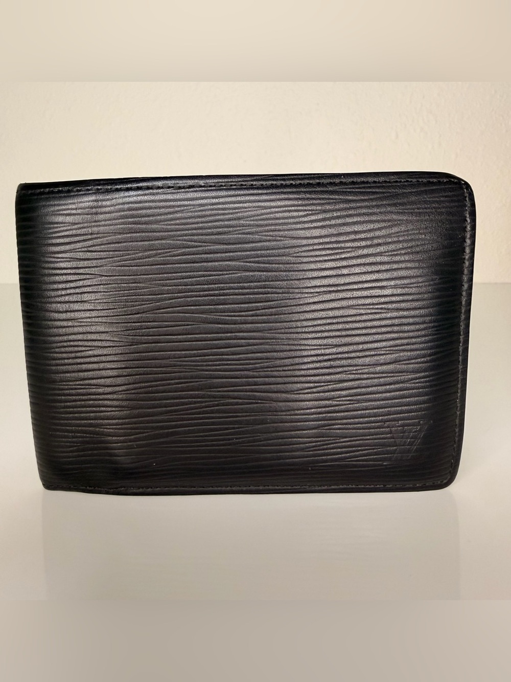 Authentic Louis Vuitton Black Epi Leather Bi-Fold Wallet